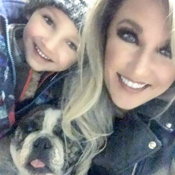 Meet your Posher, Cidney - Picture 1 of 1